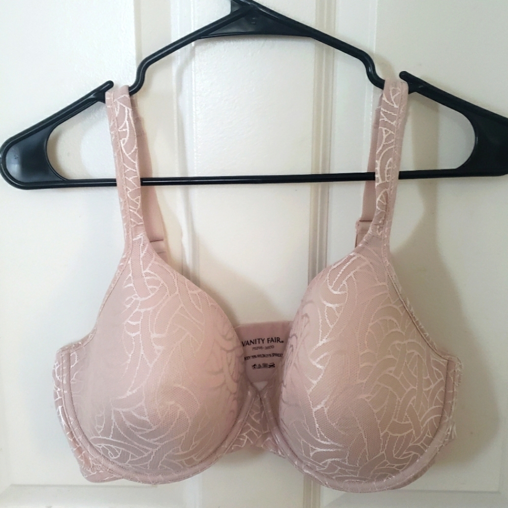 ⭐ Vanity Fair Bra 38DD